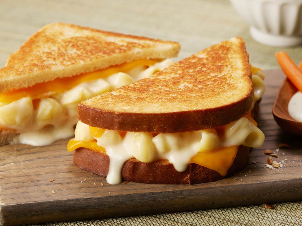 mac and cheese grilled cheese