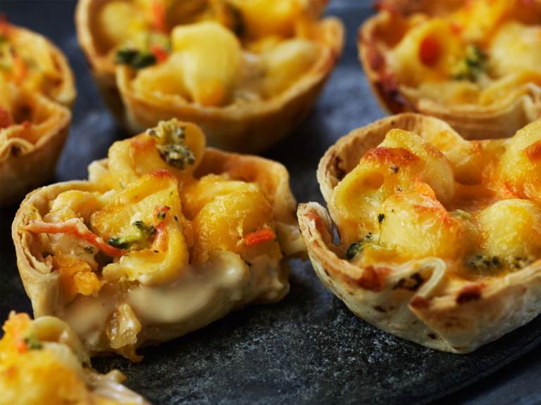 Broccoli Cheddar Mac & Cheese Cups