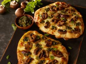 Roasted Mushroom Flatbread Pizza