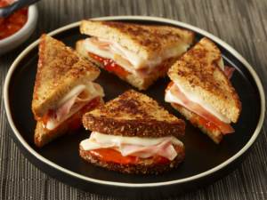 peach and prosciutto grilled cheese